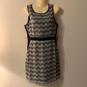 NWT Forever 21 Contemporary dress size Small